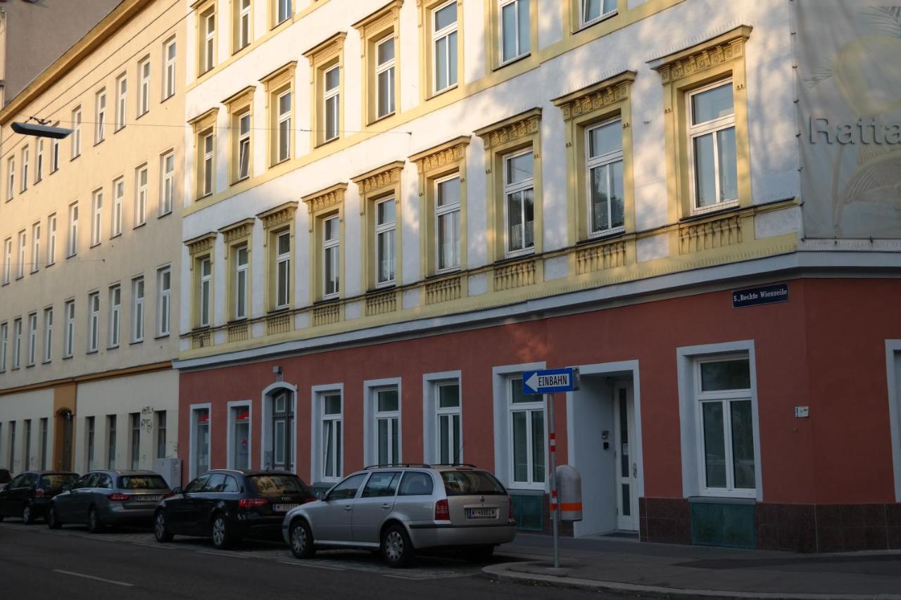 Pension Am Wienfluss Bagian luar foto